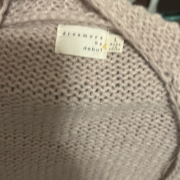 Adorable 3 button teddy bear cardigan 
Raised teddy bear heads 
New - Picture 3 of 9